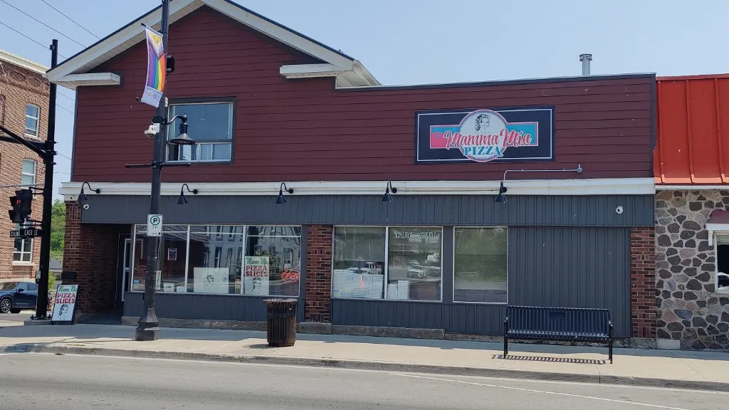 Mamma Mia's Pizza Napanee_Napanee_slider_image_1