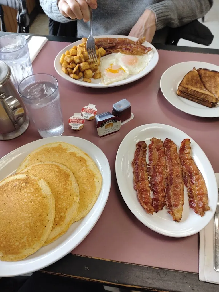Espa Hotfi_Tammy's Country Kitchen_Napanee Downtown_review
