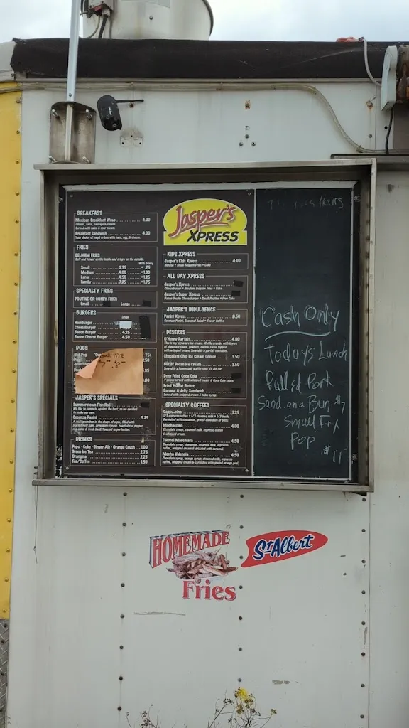Jasper's Express Chip Stand_Morrisburg_slider_imagen_3