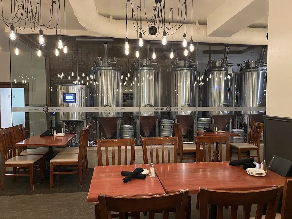 Cecil's Brewhouse and Kitchen restaurante en Nipissing District