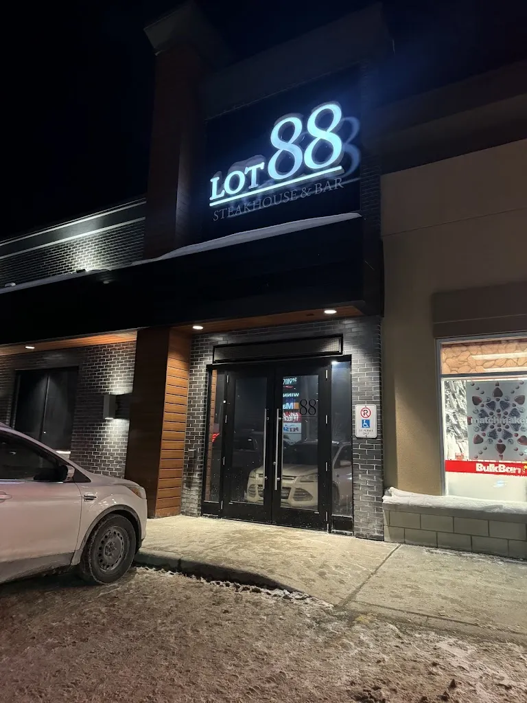 Lot 88 Steakhouse restaurant in North Bay