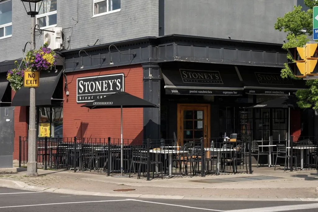 Stoney's_Oakville_slider_imagen_1