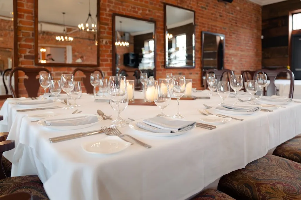 Ce Soir Brasserie + Bar restaurante en Oakville