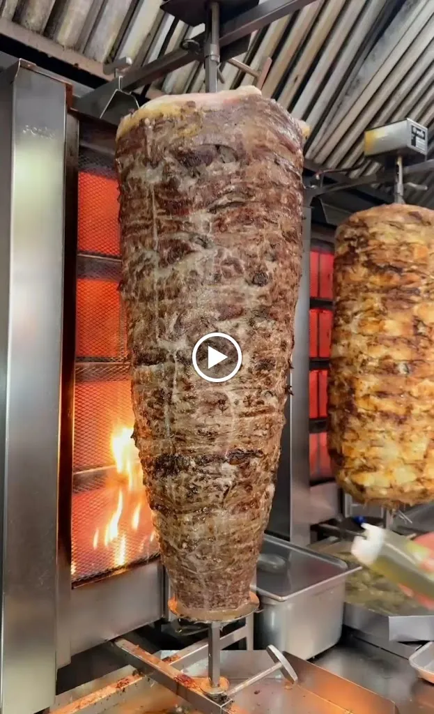 Reetaj Middle Eastern Restaurant_Oshawa_slider_immagine_2