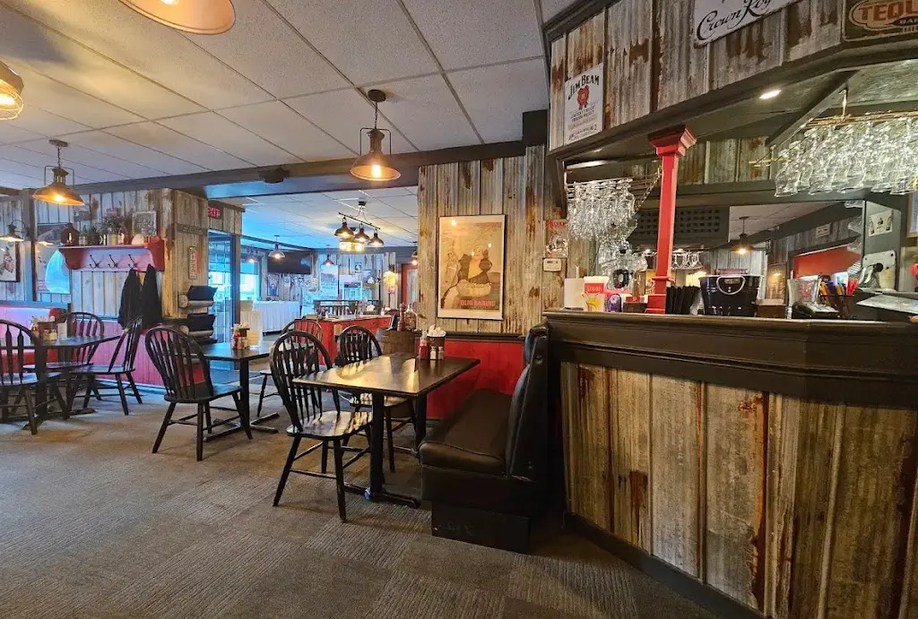 Di Salvo’s Hospitality Group restaurant à Parry Sound