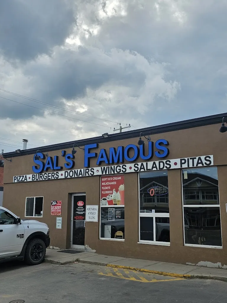 Sal's Famous Athabasca restaurante en Athabasca