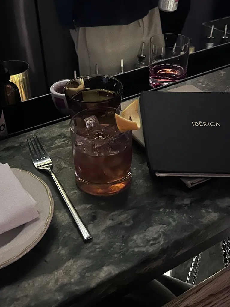 Vicky M_Iberica_Peel_recensione