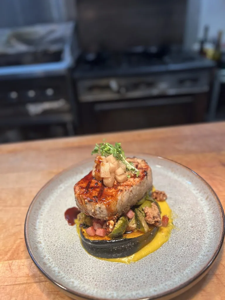 Rare Restaurant_Peterborough_slider_imagen_3