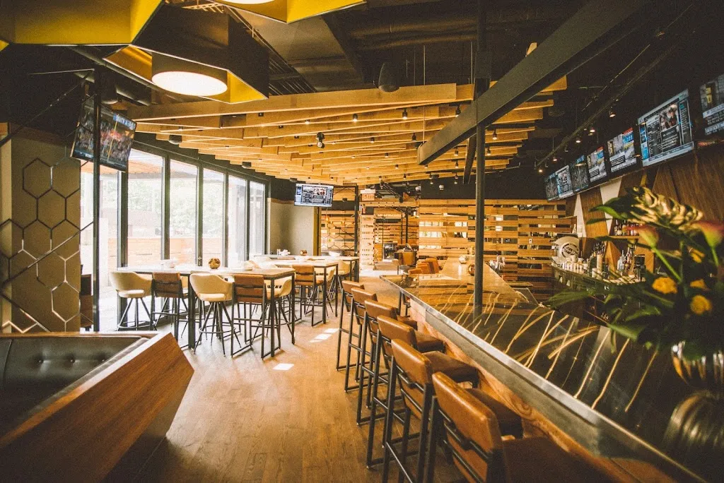 Proof Kitchen + Lounge restaurante en Regional Municipality of Waterloo