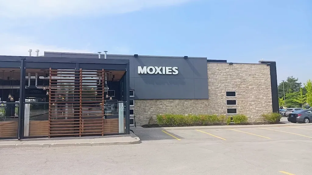 Moxies Beaver Creek Restaurant restaurante en Richmond Hill