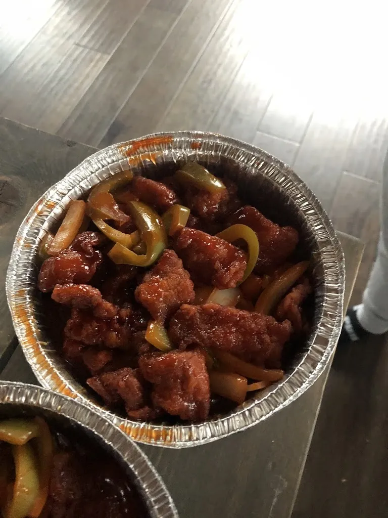Kung Po House Chinese Cuisine restaurante en Renfrew
