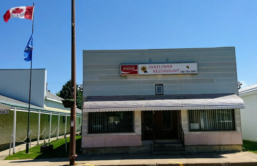 Sunflower Restaurant_Mannville_slider_image_1