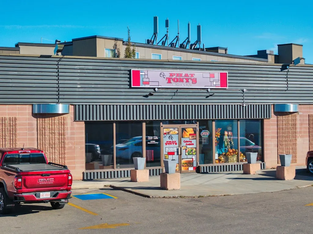 Phat Tony's Bistro & Cafe restaurante en Leduc