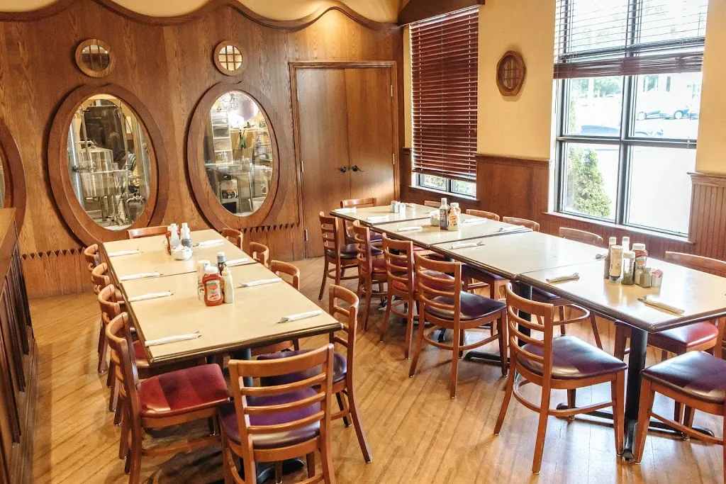 The Shire restaurante en Simcoe