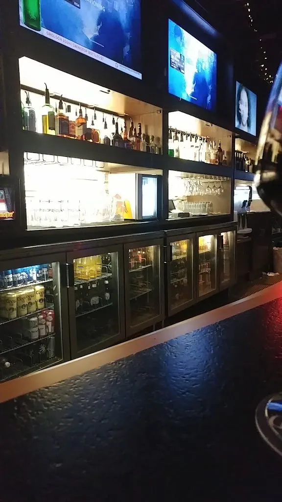 Boston Pizza_Simcoe_slider_bild_2