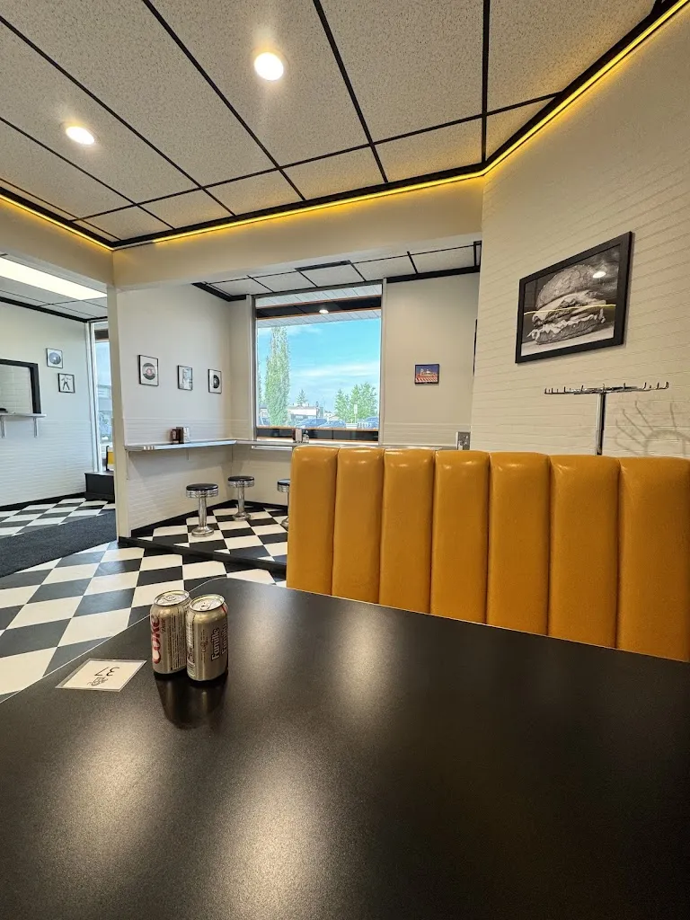 shauna robb_Jukebox Diner_Leduc_review