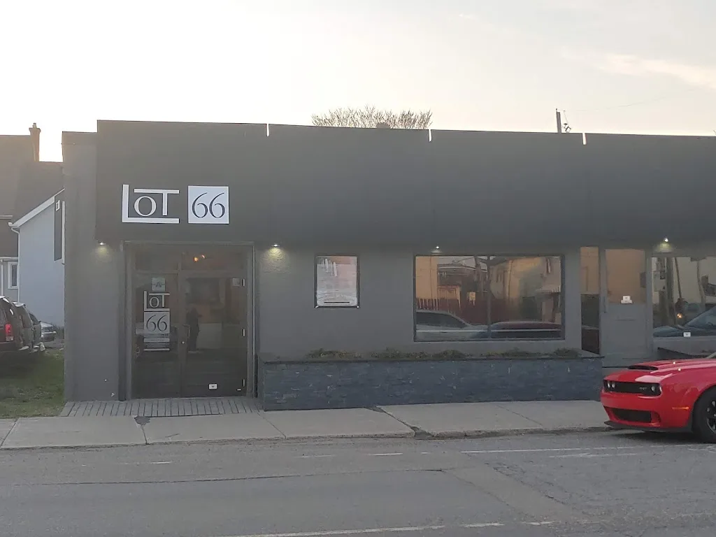 Lot 66 restaurante en Thunder Bay District