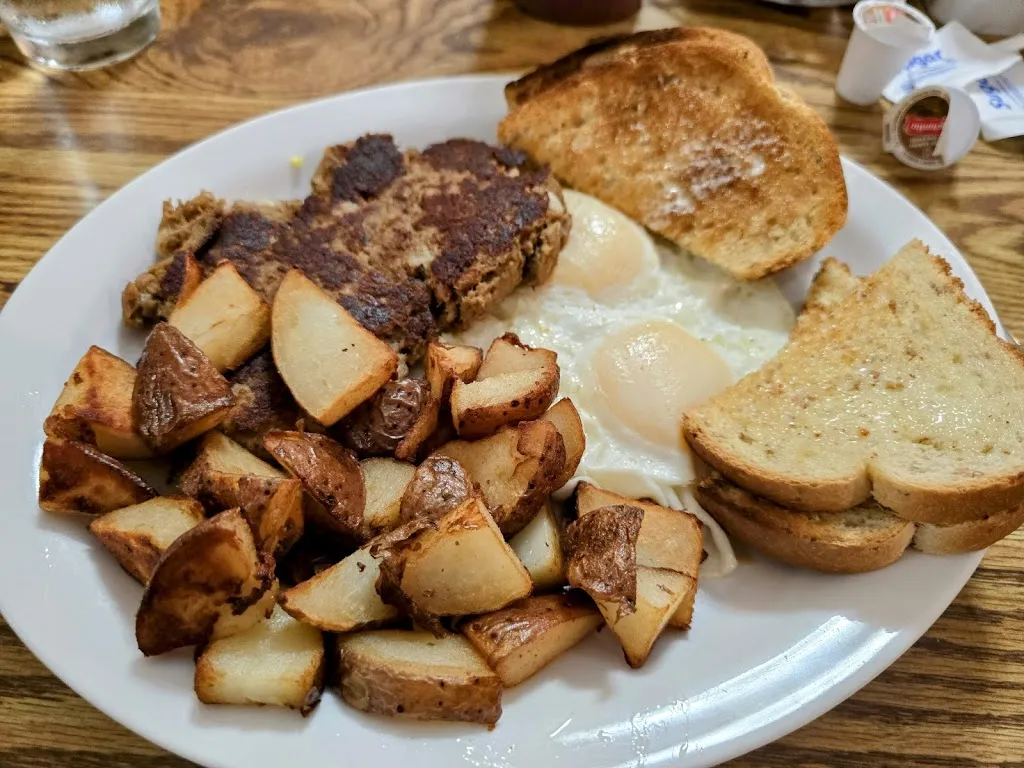 Niva's Restaurant_Thunder Bay District_slider_immagine_3