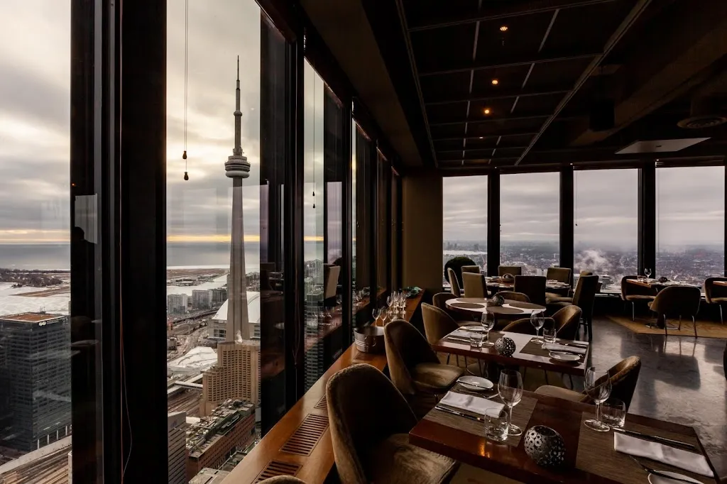 Canoe restaurant in Toronto