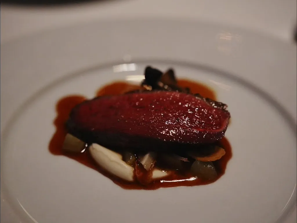 Alo_Toronto_slider_image_2