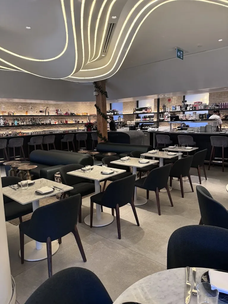 Vela Toronto restaurant in Toronto county