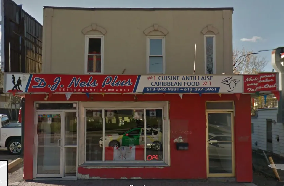D.J. Nels Plus...cuisine antillaise...caribbean food restaurante en Vanier