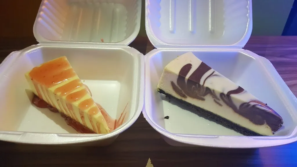 Asif A. Ali_Vanier Pizza & Subs_Vanier_reseña