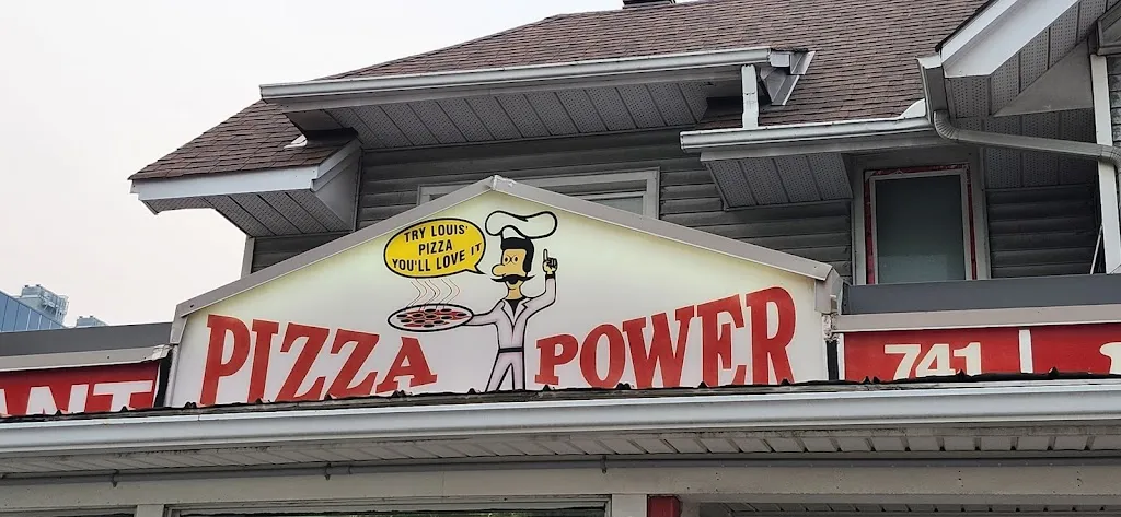 Louis Pizza (McArthur, Ottawa) restaurante en Vanier
