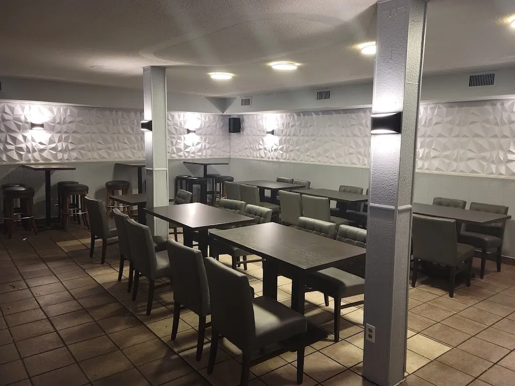 Lefti's Kitchen + Bar_Welland_slider_imagen_1