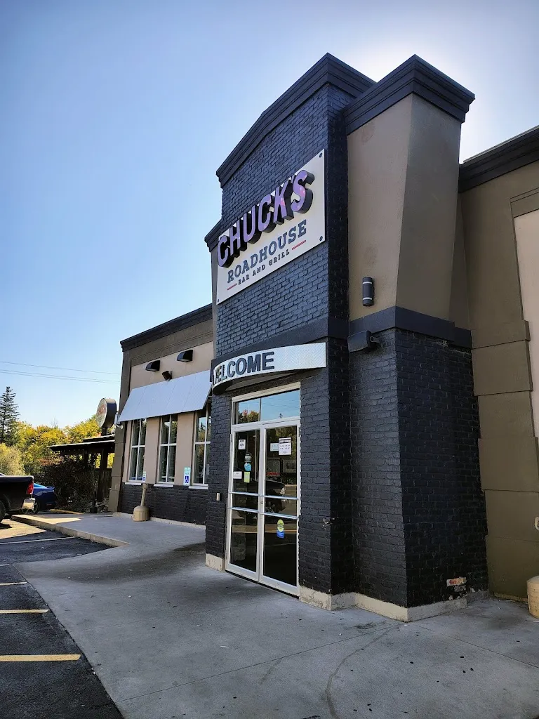 Chuck's Roadhouse Bar & Grill restaurant à Welland