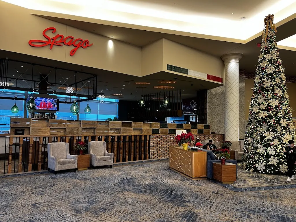 Spago Caesars Windsor restaurante en Windsor