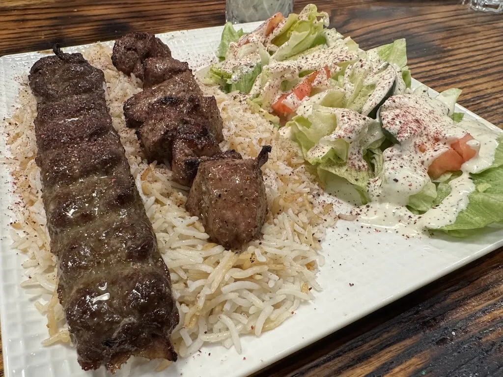 Rumi Restaurant - Afghan BBQ_Fallingbrook_slider_imagen_3