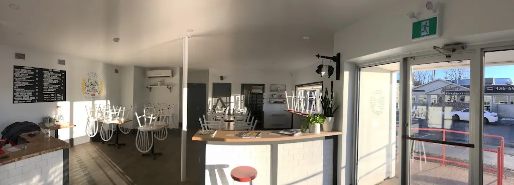 South Central Kitchen & Provisions restaurante en Summerside