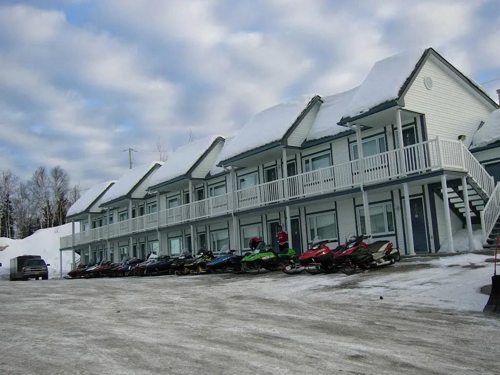 Auberge Canadienne restaurante en Abitibi-Témiscamingue