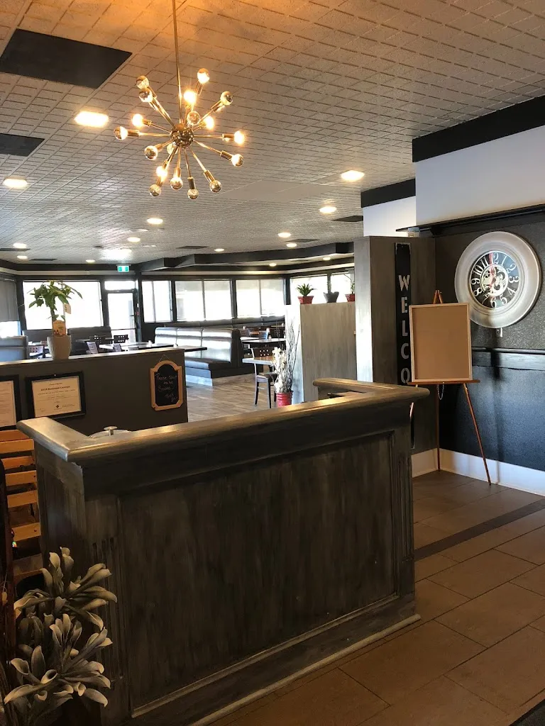 The Proper Eats & Drinks restaurante en Lloydminster