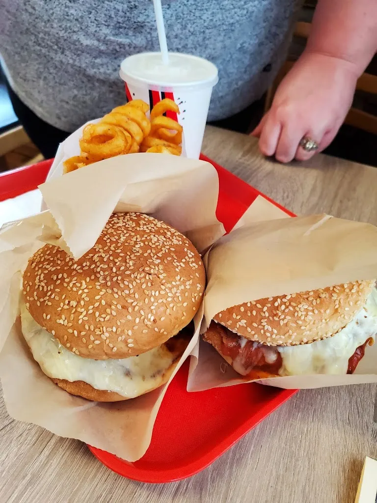 Burger Barn_Millet_slider_imagen_3