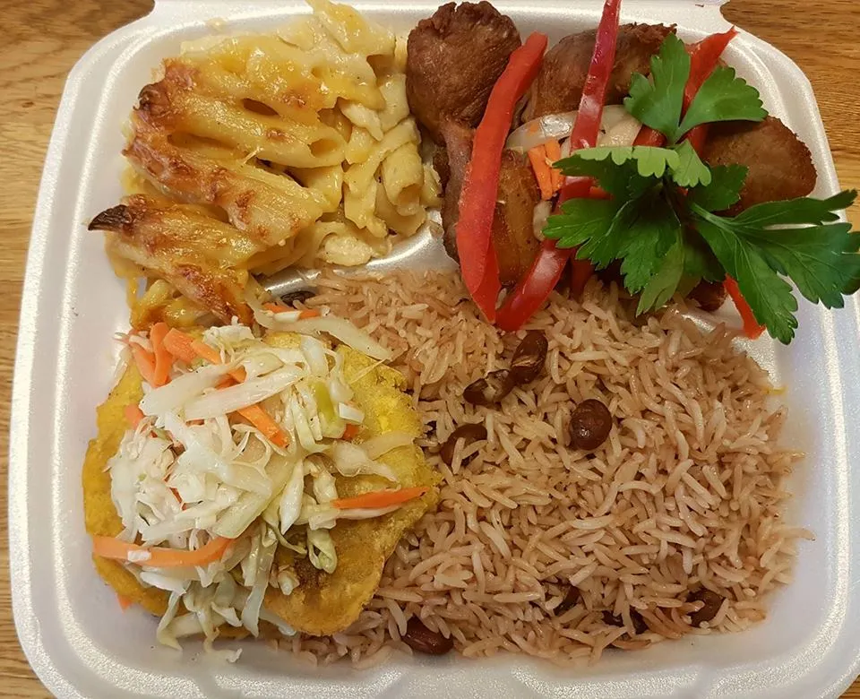 Restaurant Haitien Koupé Dwèt R&S_Bois-des-Filion_slider_image_3