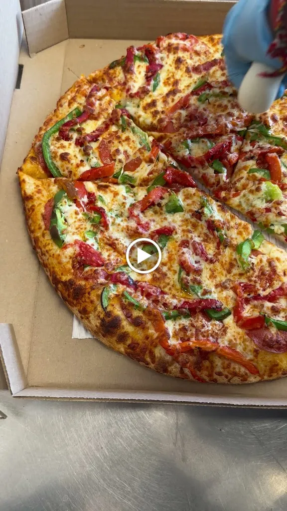 pizza holic_Bois-des-Filion_slider_image_2