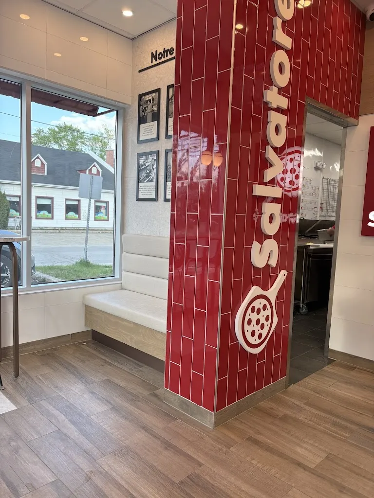 Karo Bez_Pizza Salvatoré_Bois-des-Filion_review