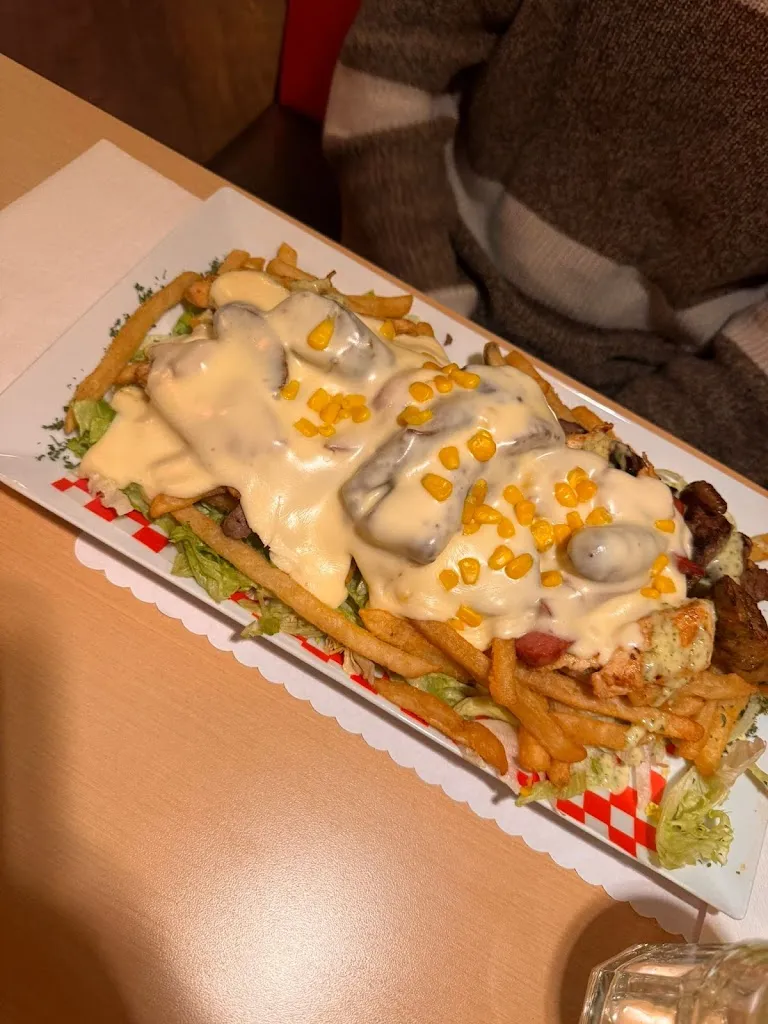 Paolo Carbone_La Hacienda Resto-Bar_Boucherville_review