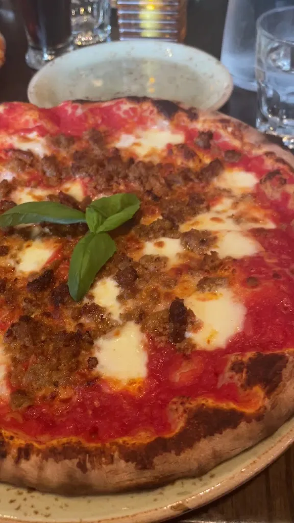 Industria Pizzeria + Bar_Brossard_slider_immagine_2