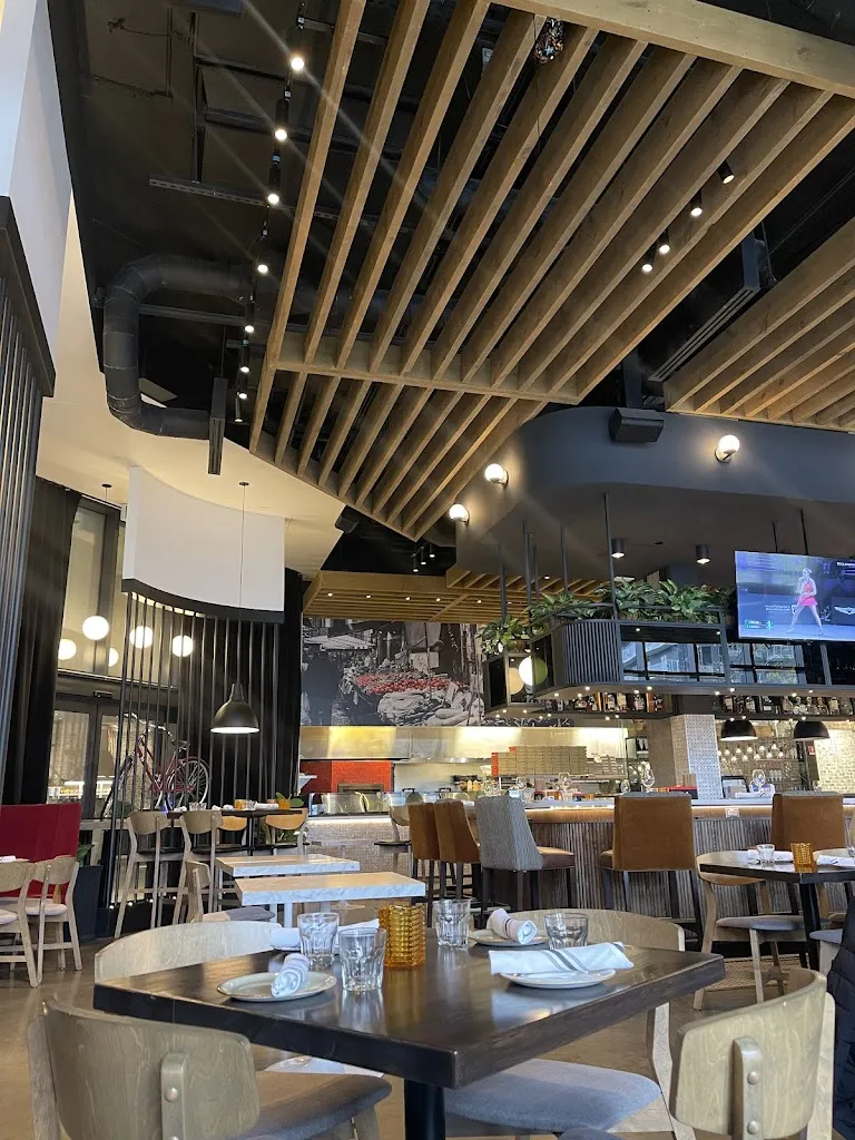 Industria Pizzeria + Bar_Brossard_slider_immagine_3