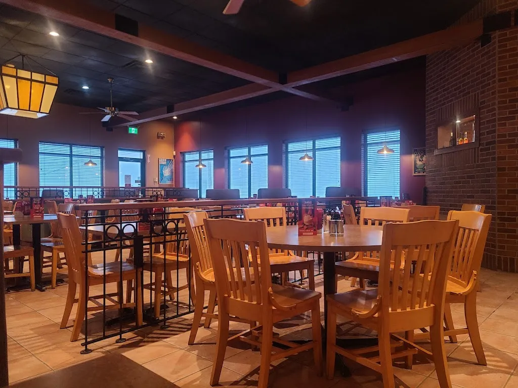 Always Mikes restaurant in Cabano