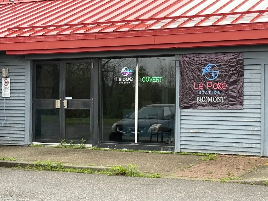 Poké Station Bromont restaurant in Bromont