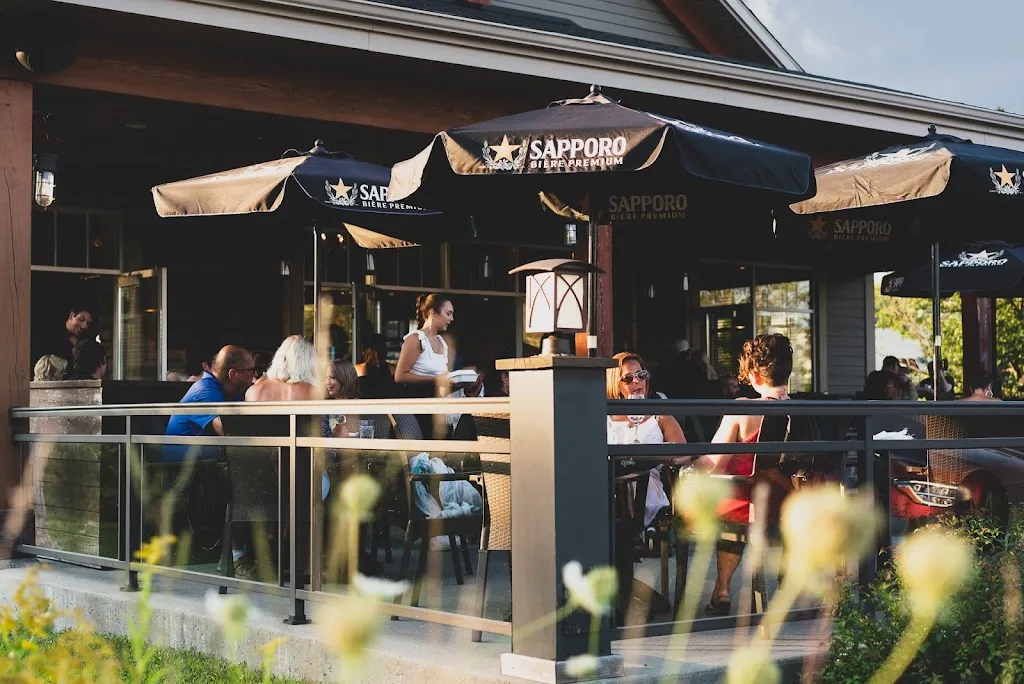 Le Macintosh Pub Bromont Inc. restaurante en Bromont