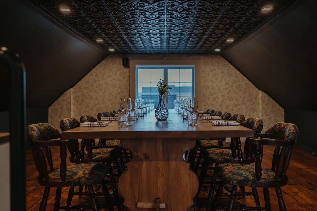 Emilia trattoria & café restaurant in Candiac