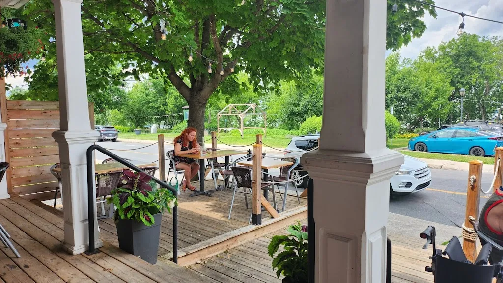 Délires et Délices - Microbrasserie restaurante en Chambly