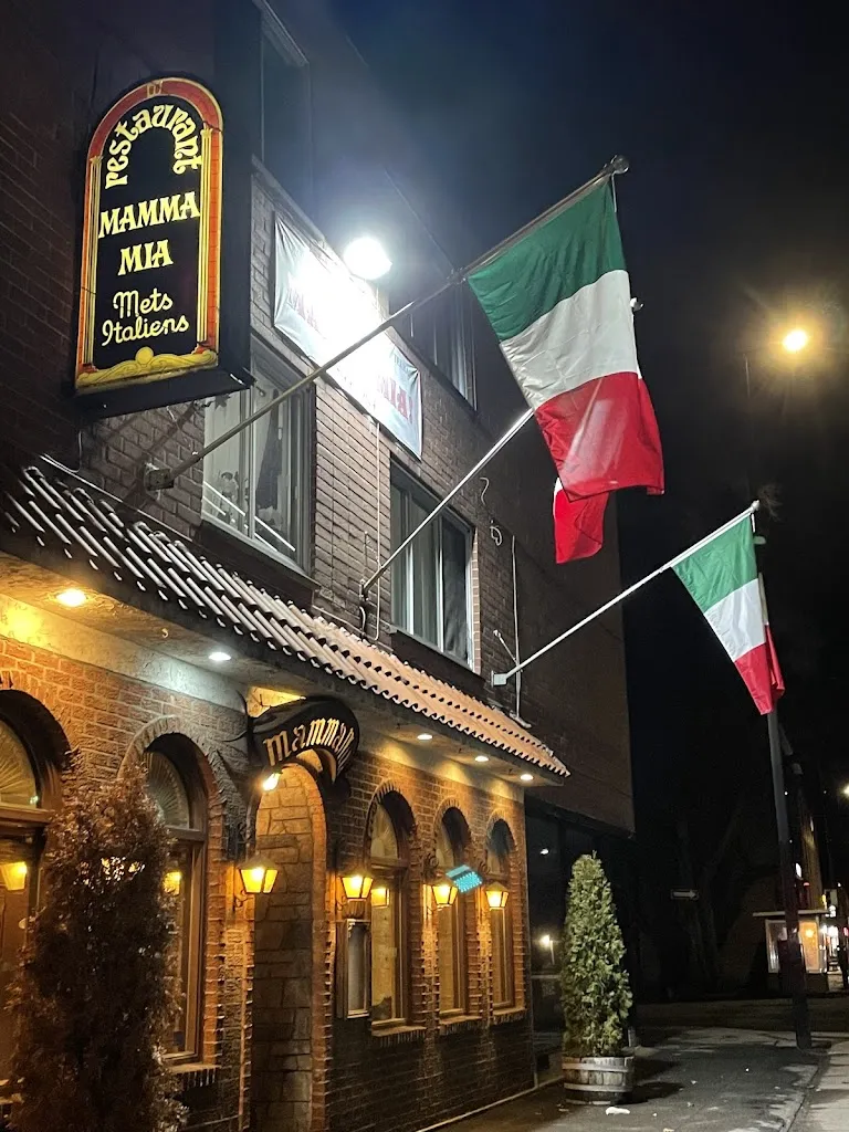 Restaurant Mamma Mia Pizzeria_Côte-Saint-Luc_slider_immagine_3