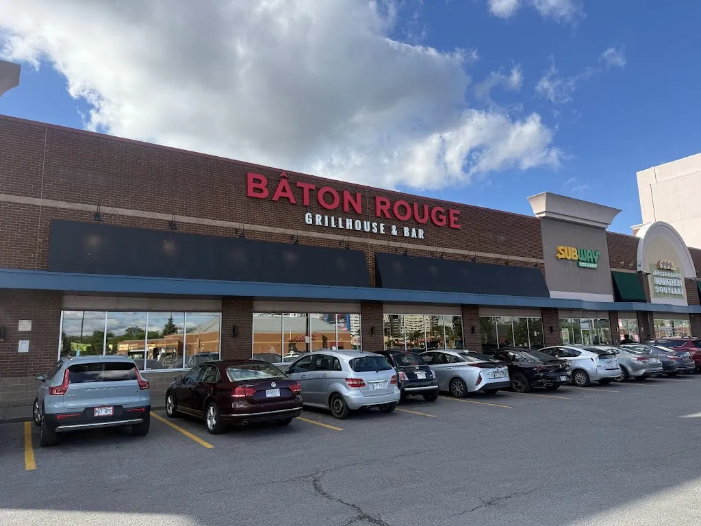 Bâton Rouge Grillhouse & Bar ristorante a Côte-Saint-Luc