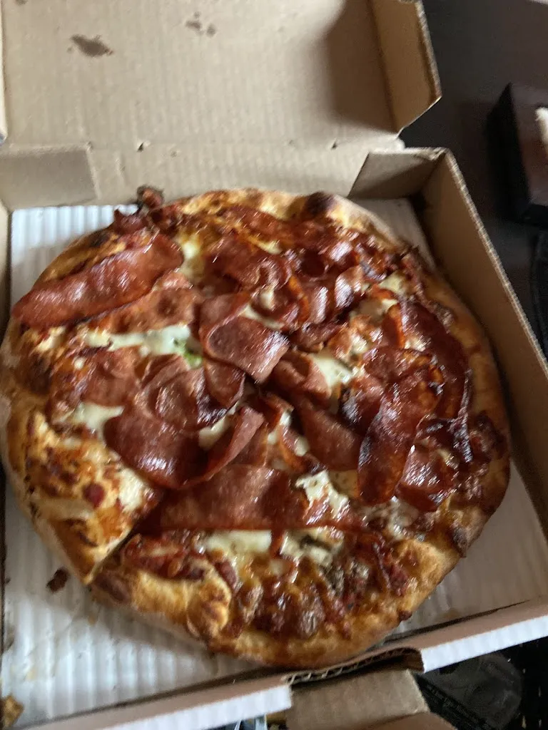 Jo Key_Pendeli's Pizza_Côte-Saint-Luc_review
